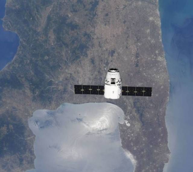 NASA радует фанатов космоса свежими снимками (34 фото)
