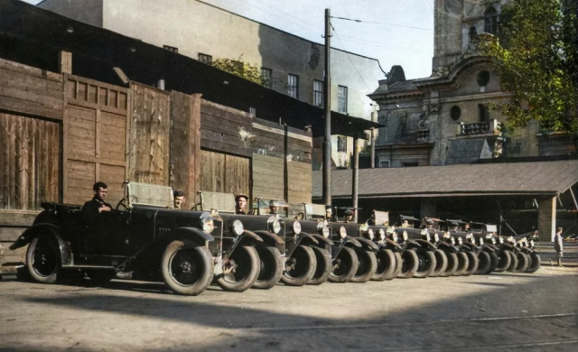    1920-